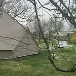 Tiszaglamping, The Belgian Hideaway *