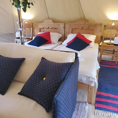 럭셔리텐트 Tiszaglamping, The Belgian Hideaway Tiszacsege