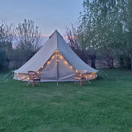 Tiszaglamping, The Belgian Hideaway