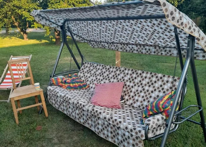 Tiszaglamping, The Belgian Hideaway خيمة فخمة Tiszacsege