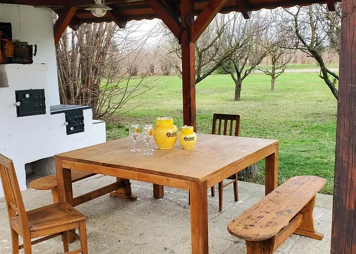 Tiszaglamping, The Belgian Hideaway خيمة فخمة Tiszacsege